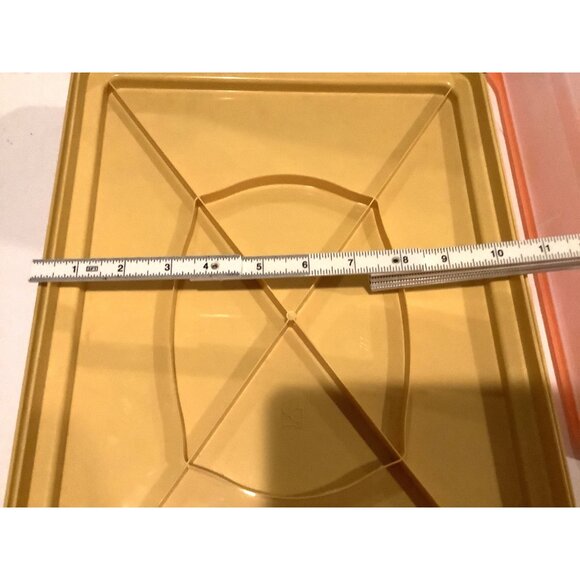 Vtg Tupperware Sheet Cake Takers, Set of 2 , 2 diff sizes-4 pcs-2 bottoms/2 lids - Picture 12 of 13